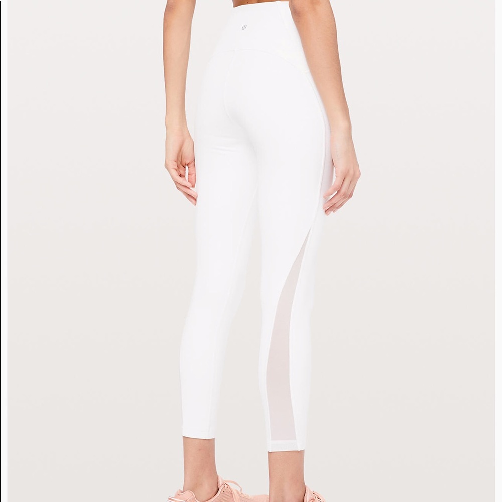 Lululemon train times 7/8 white sz2